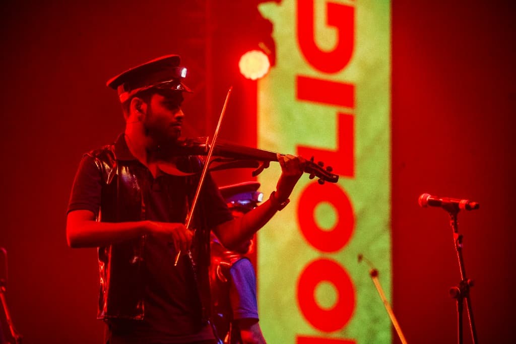 Pritam Deb Sarkar Live Violin Solo HooliGaanism Red Stage